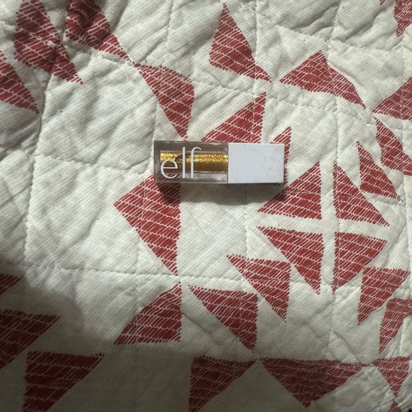 e.l.f. Gold Glitter eye shadow - Picture 1 of 1